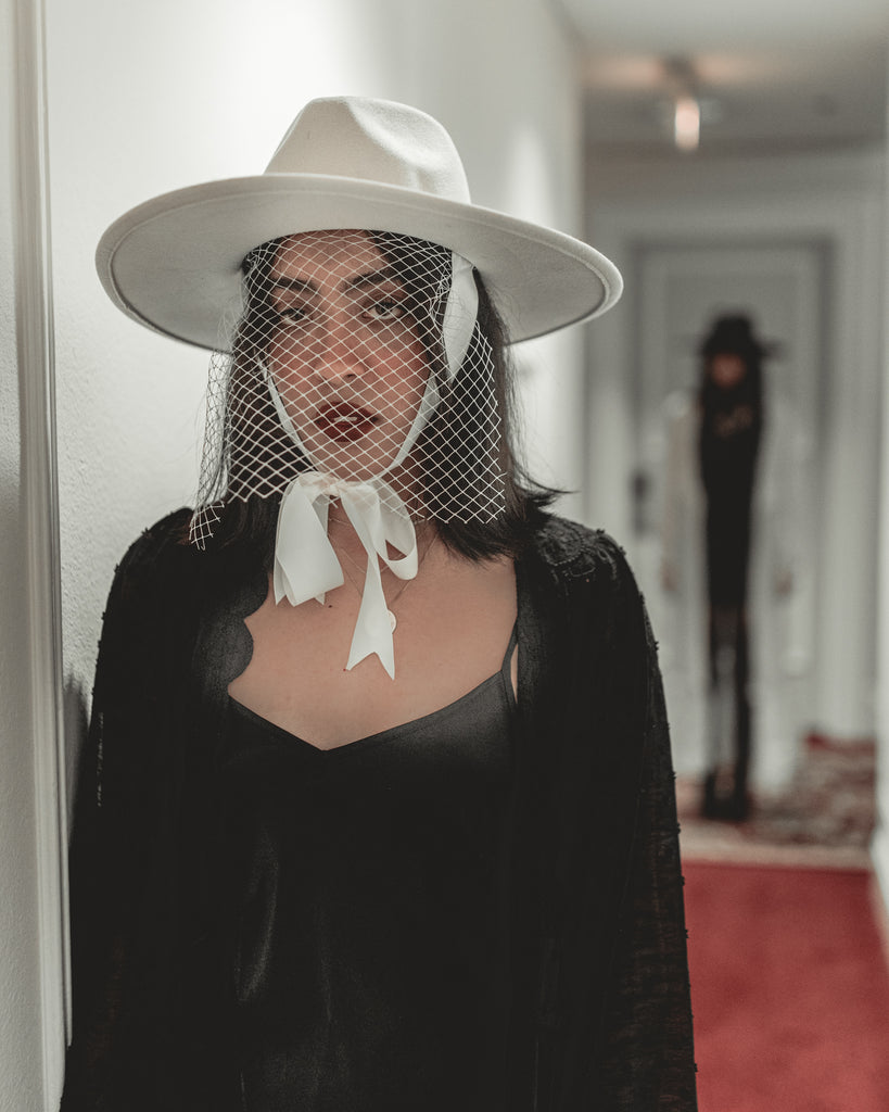 Ivory | Lively Ghosts Veiled Hat