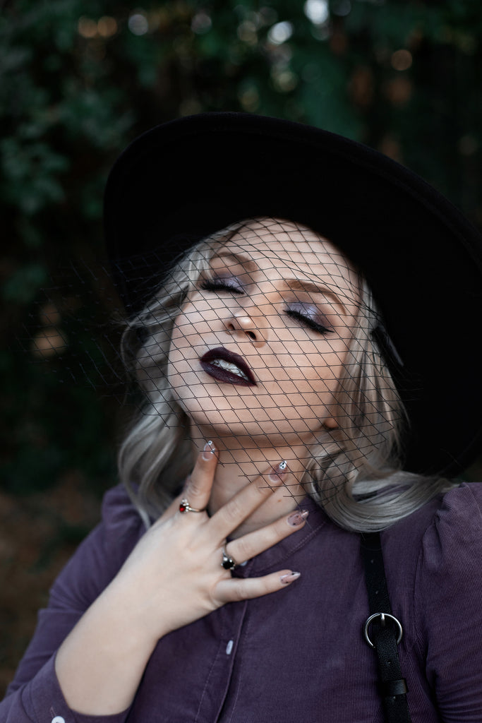 Black | Lively Ghosts Veiled Hat