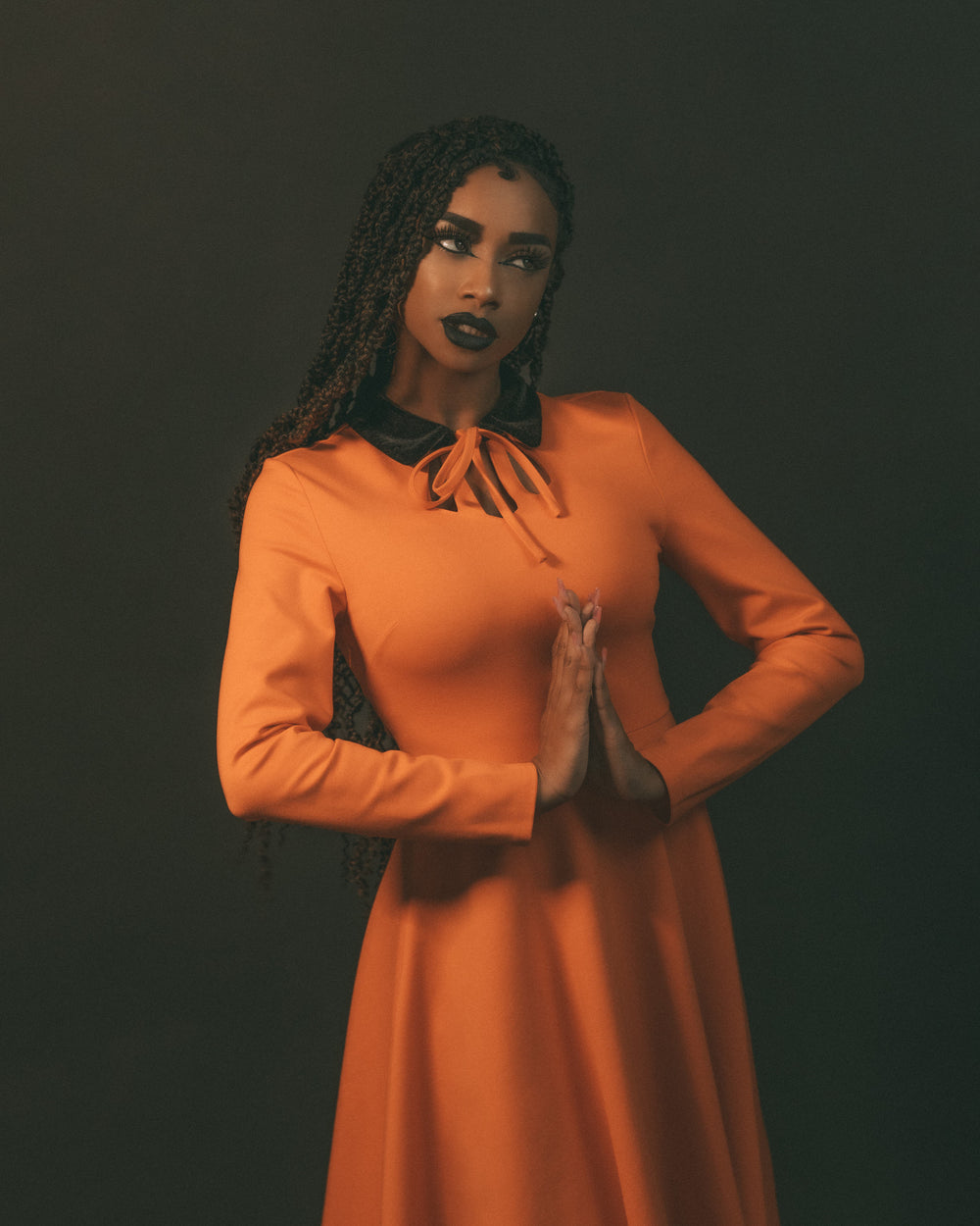 lantern-witch-dress-lively-ghosts