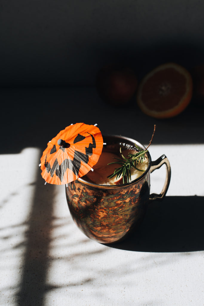 Haunted Spirits 'Pumpkin' | Spooky Cocktail Umbrellas [15 Pack]